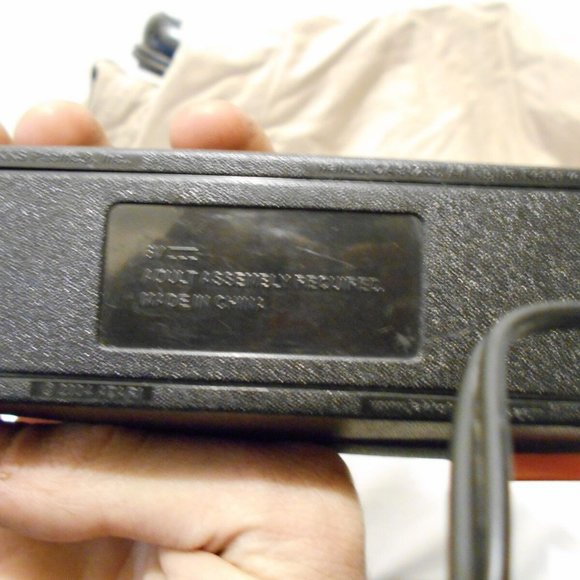 CLASSIC ATARI GAMES 2004 JAKKS PACIFIC PLUG & PLAY A/V PADDLES TV GAME RS 40917 - Picture 8 of 12